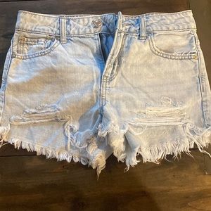 American Eagle white wash denim cut off shorts size 0